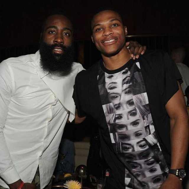 NBA球员数据榜：东契奇得分领先,（NBA数据排行榜：东契奇领跑得分榜）