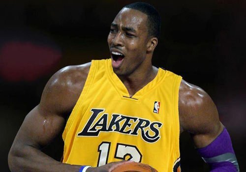 客战森林狼！唐斯：看到熟悉地板意识到我已不是新秀 感觉怪怪的（客场对阵森林狼，唐斯感慨看见熟悉地板才意识到已非新秀，心里怪怪的）