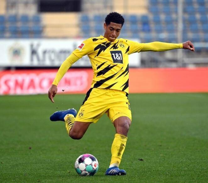 CBA广东队连续四场胜利，状态火热（CBA广东男篮豪取四连胜，势头正盛）