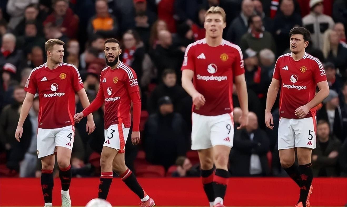 英媒盘点与主帅闹僵球员结局：小贝基恩C罗离队，希勒遭弃用（英媒梳理与主帅闹僵球员结局：贝克汉姆、基恩与C罗离队，希勒遭雪藏）