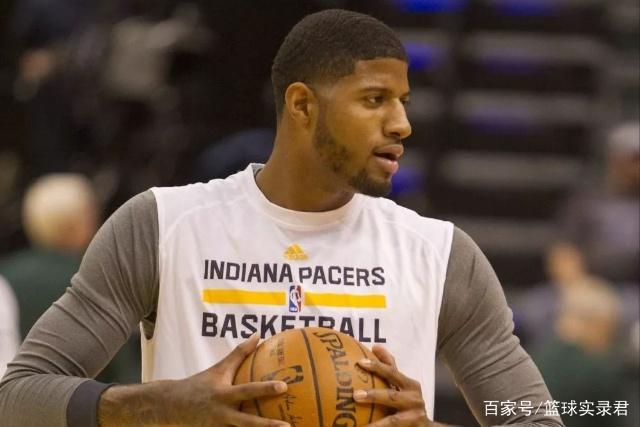 哈登训练后主动加练带动队友（哈登训练结束主动加练，带动队友跟练）