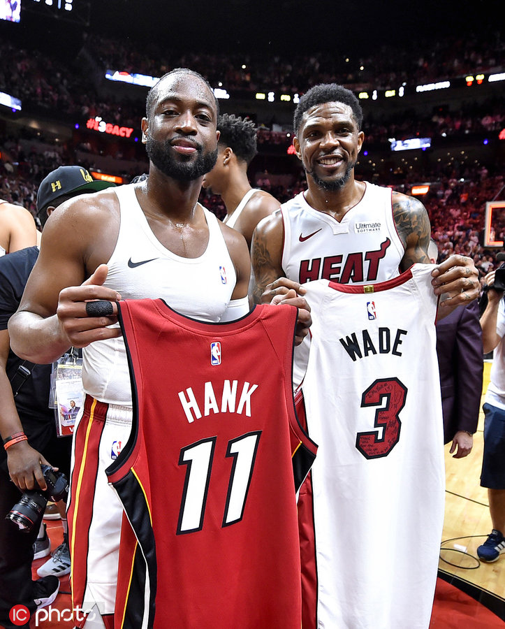 巴萨客战黄潜：亚马尔、拉菲尼亚、费兰出战，莱万、拉师傅替补（巴萨客场战黄潜：亚马尔、拉菲尼亚、费兰首发，莱万与拉师傅替补）