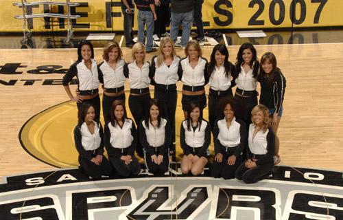 马卡：女足欧国联决赛西德大战将创西班牙女足的最高上座纪录（马卡：女足欧国联决赛西班牙对德国将刷新西班牙女足历史最高上座纪录）