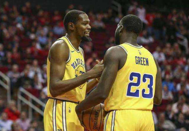 CBA：福建男篮最后一节爆发 胜北控（CBA：福建末节发力击败北控）