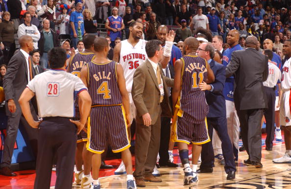 居功至伟，穆斯卡特带海港两年赢得三座奖杯（功勋卓著，穆斯卡特执教海港两年夺三冠）