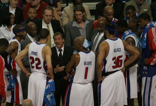 央视：世界杯门票“动态定价”惹不满，球迷直呼“贵得离谱”（央视曝世界杯门票动态定价引争议，球迷吐槽价格离谱）