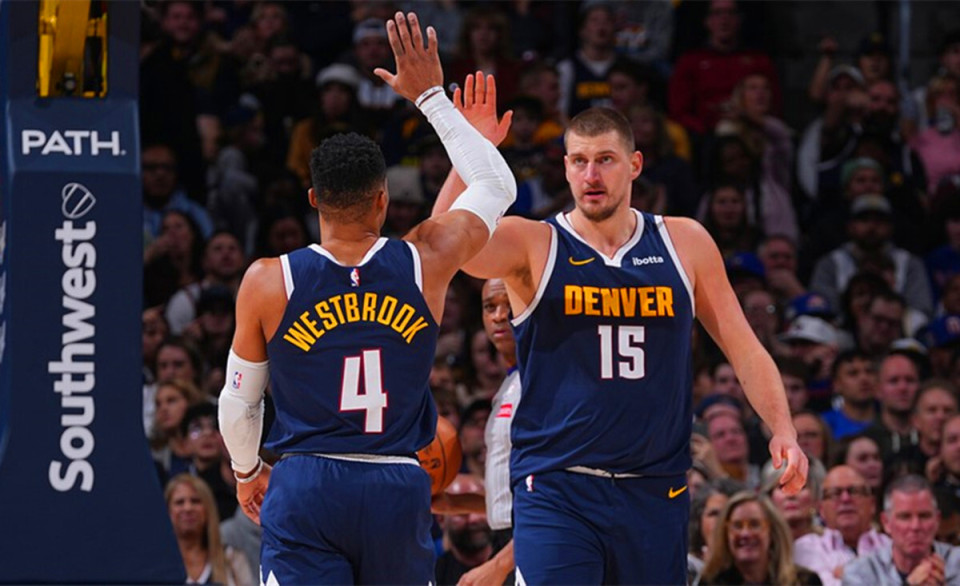 马克西：梅西就是足球史上的里程碑；格策那一脚依然难以释怀（马克西称梅西为足坛里程碑，坦言对格策那脚射门仍难释怀）