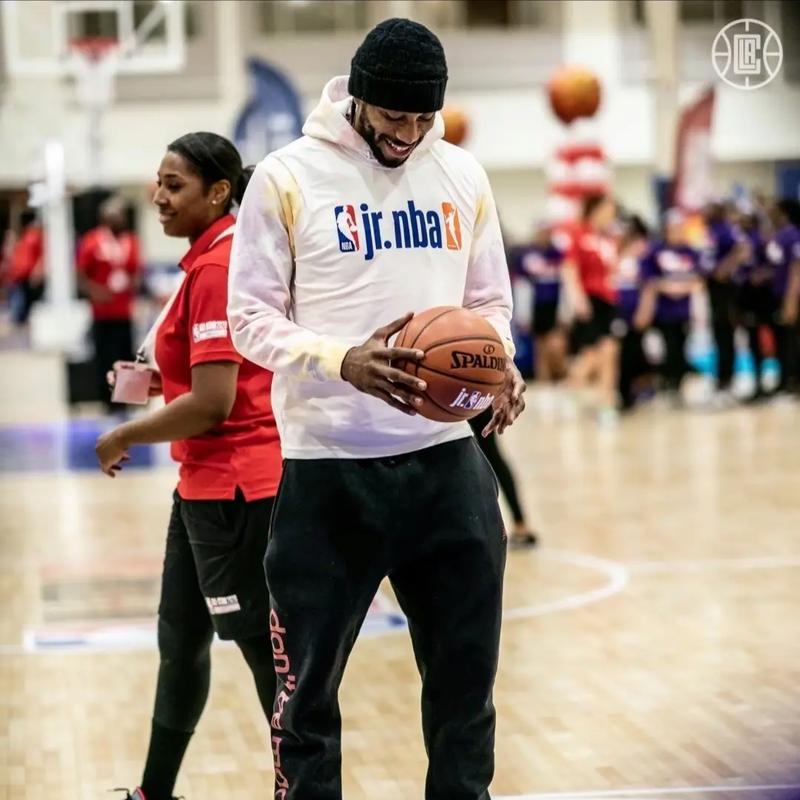 决战星期四：懂球帝连追三球3-3战平北京物资学院物流学院（周四对决：懂球帝连扳三球，3-3平北京物资学院物流学院）