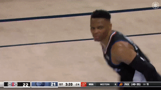 NBA官方最受关注前十巨星：东契奇力压文班居首 库里詹皇前5KD第8（NBA官方关注度前十巨星榜：东契奇力压文班登顶，库里与詹姆斯位居前五，杜兰特第八）