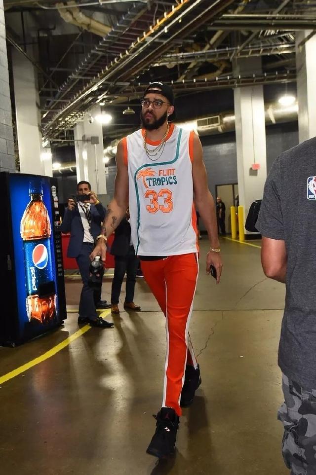 NBA球队战术解析：勇士防守新打法（NBA战术解析：勇士防守新思路）