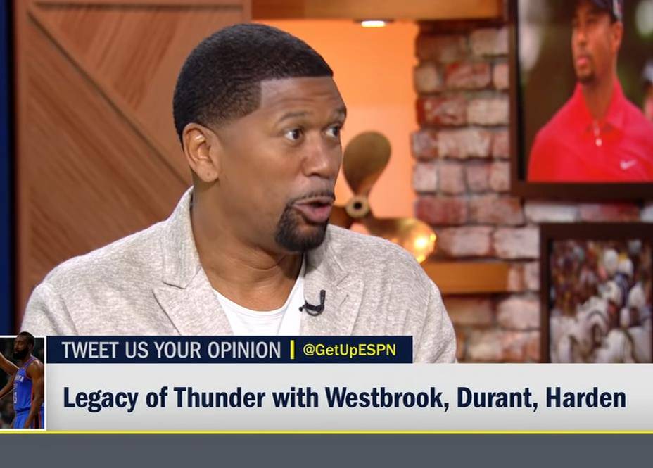 足球+音乐会，河南主帅拉莫斯当乐团指挥&阿奇姆彭等球员参加（足球遇见音乐：河南主帅拉莫斯化身指挥，阿奇姆彭等球员参与）